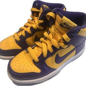 Nike Lakers purple and gold Dunks - kids size 13C